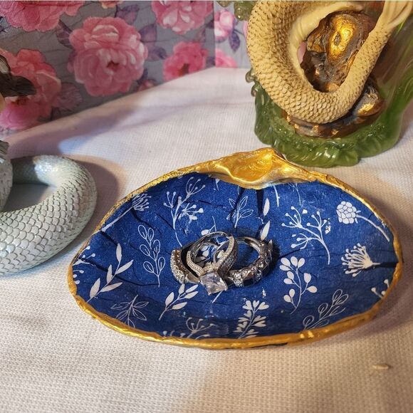 DECOUPAGE PATTERN CLAM SHELL  - Picture 6 of 10